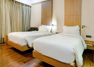 Вадодара: Hotel Tansha Comfort Regency