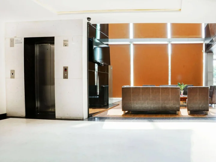 Вадодара: Hotel Tansha Comfort Regency