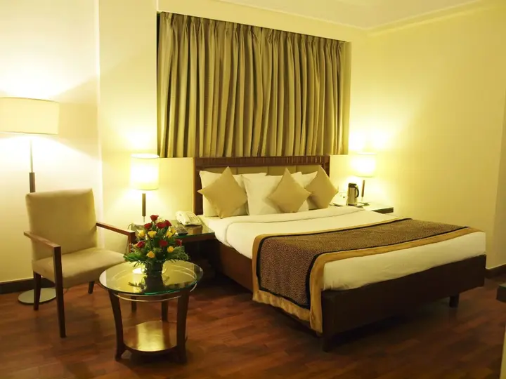 Нью-Дели: The BMK Hotel