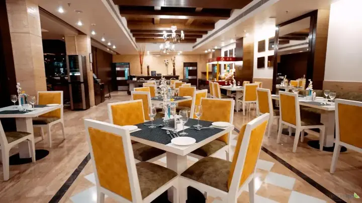 Джайпур: Leisure Inn Grand Chanakya