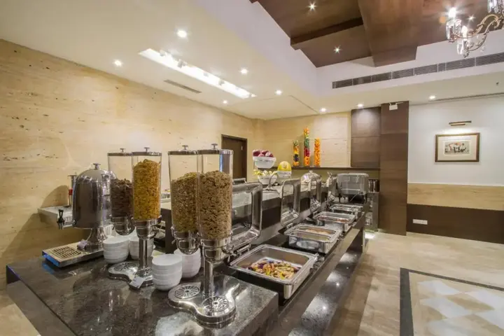 Джайпур: Leisure Inn Grand Chanakya