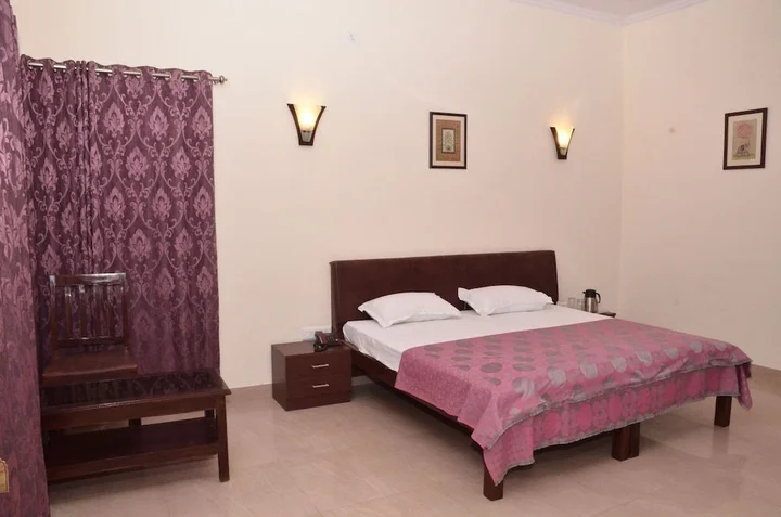 Гора Абу: Silver Oak Country Yard Resort