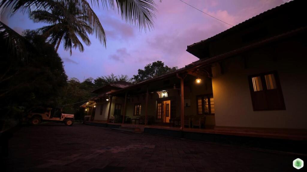 Султан-Батери: Hiliya Resort - Hostel