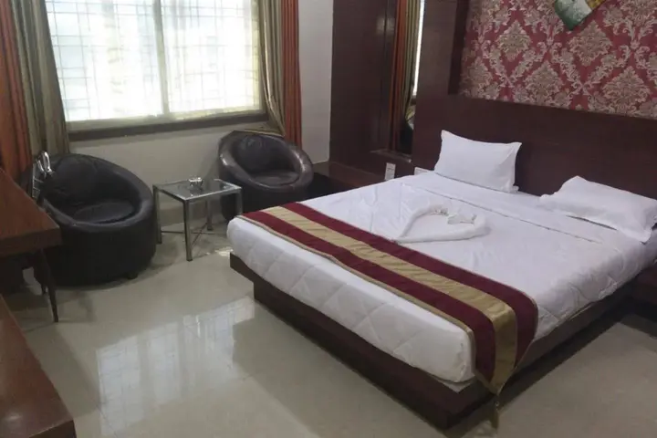 Девас: Hotel Shri Khedapati International