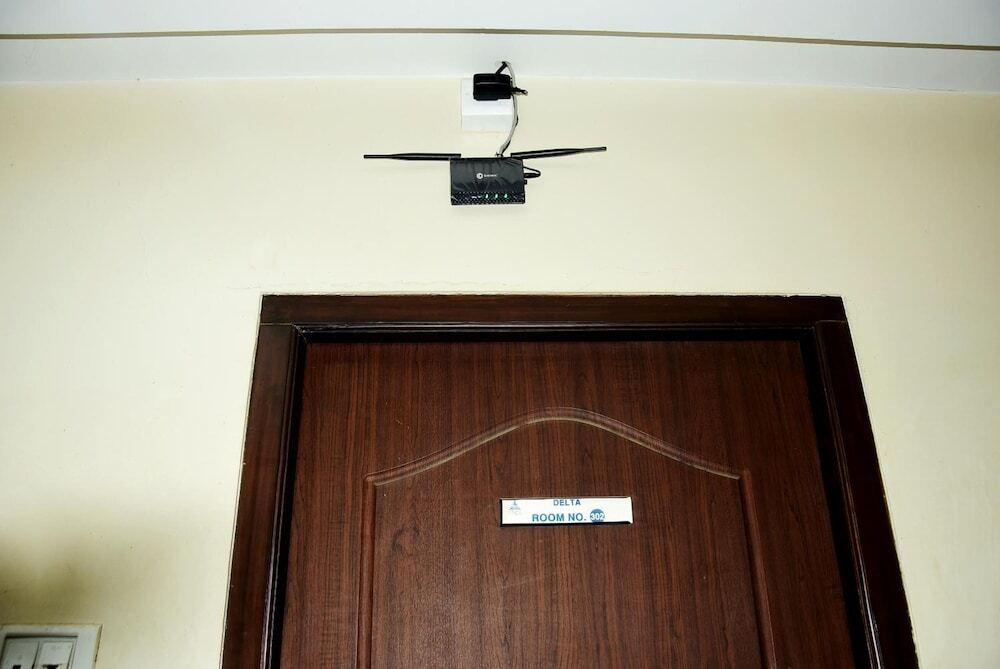 Ширди: Hotel Delta Executive
