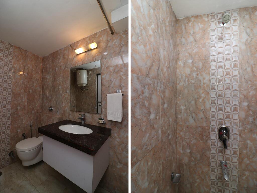 Биканер: OYO 24178 Hotel Vrindavan Regency