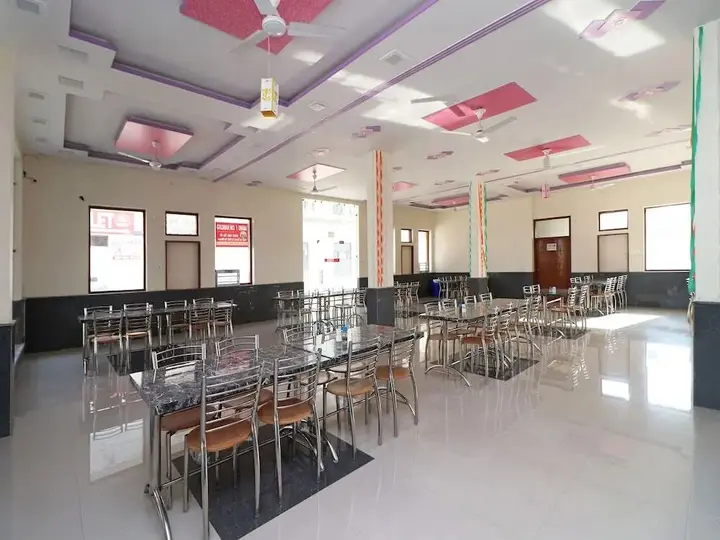 Матхура: Hotel Raj Palace
