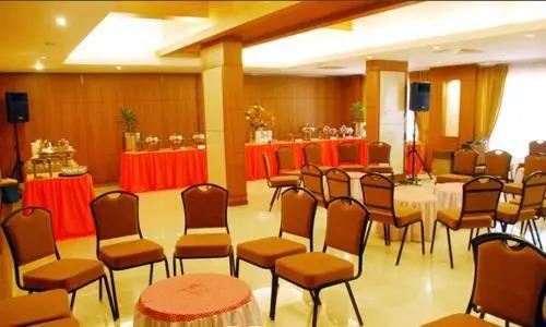 Мангалур: Hotel Deepa Comforts