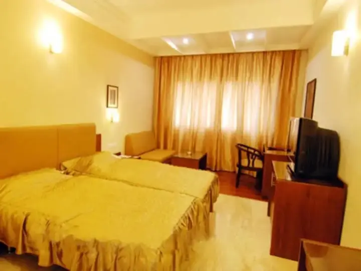 Мангалур: Hotel Deepa Comforts