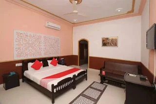 Фатехпур-Сикри: OYO 22446 Sonar Haveli