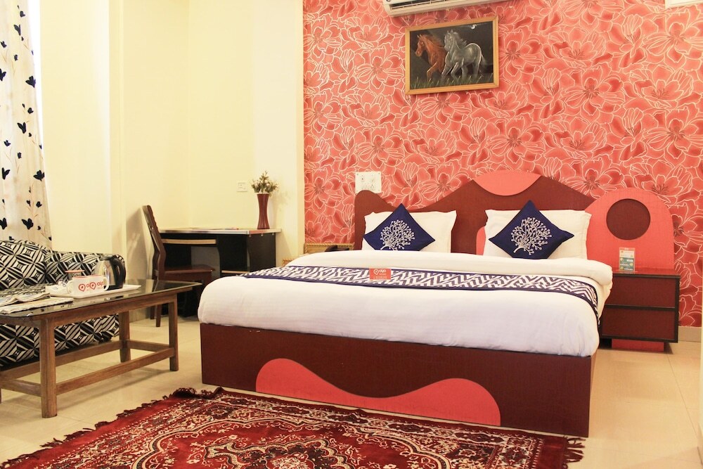 Бахадрабад: Hotel Vinayak Grand