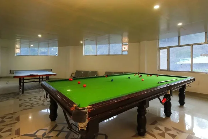 Кангра: Hotel The Woodz