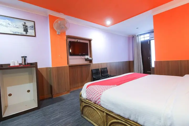 Кангра: Hotel The Woodz