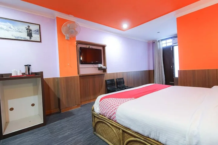 Кангра: Hotel The Woodz