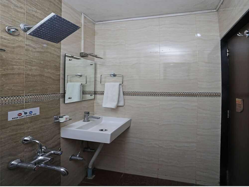 Вакад: FabHotel Ranjanas