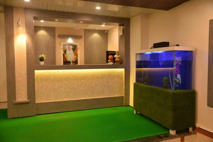 Ширди: Hotel Disha Palace
