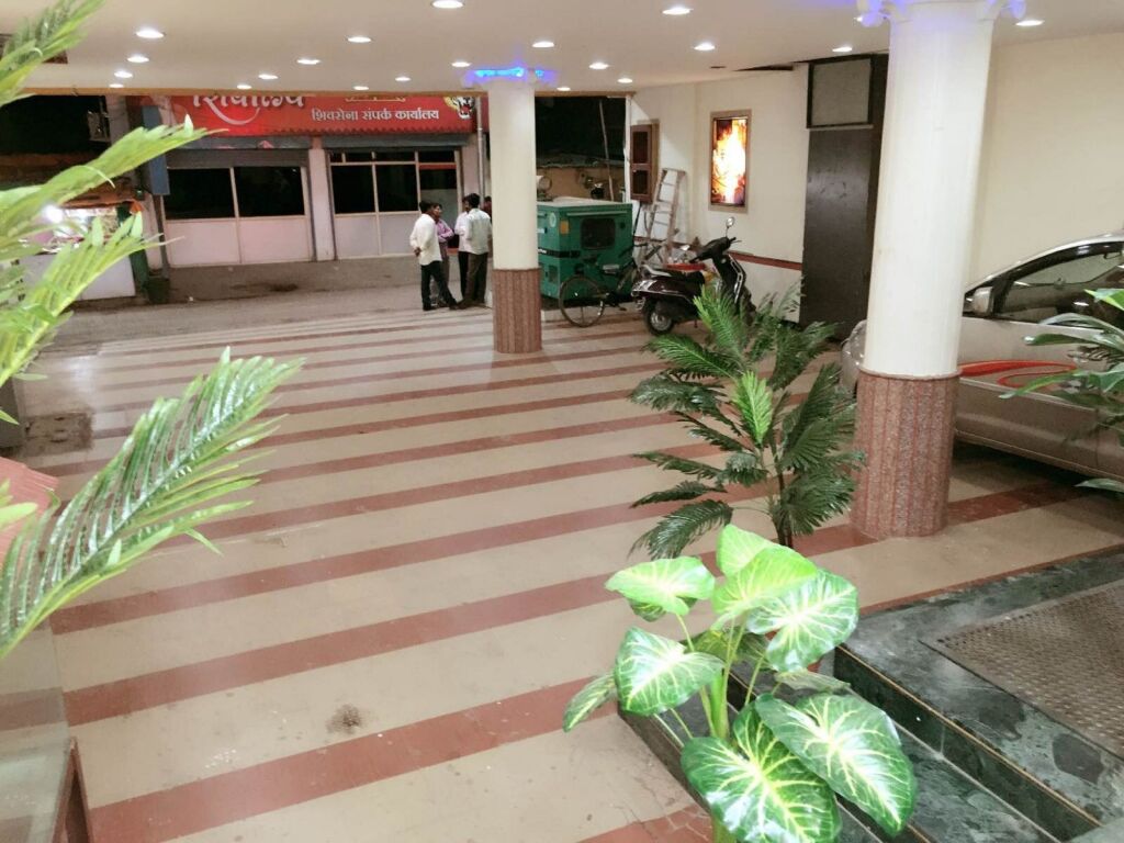 Ширди: Hotel Disha Palace