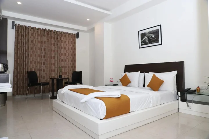 Ширди: Hotel Sai Bansi