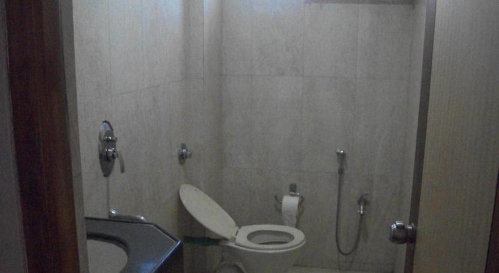 Пимпри-Чинчвад: Hotel Rajlakshmi