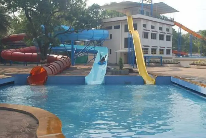 Лонавала: United 21 Retreat, Lonavala