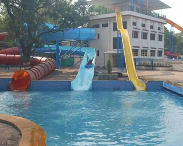 Лонавала: United 21 Retreat, Lonavala