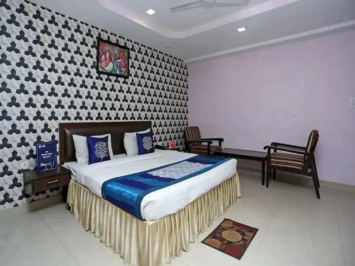 Гвалиор: OYO 8177 Hotel Silver Oak