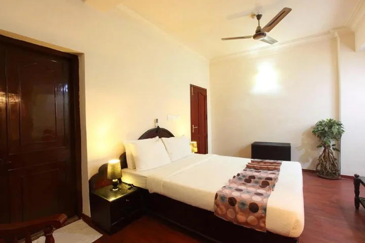 Chalakudy: Trichur Towers