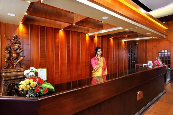 Chalakudy: Trichur Towers