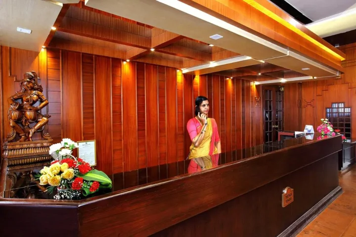 Chalakudy: Trichur Towers