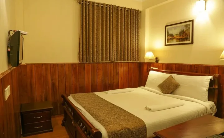Ути: Garden Manor Hotel