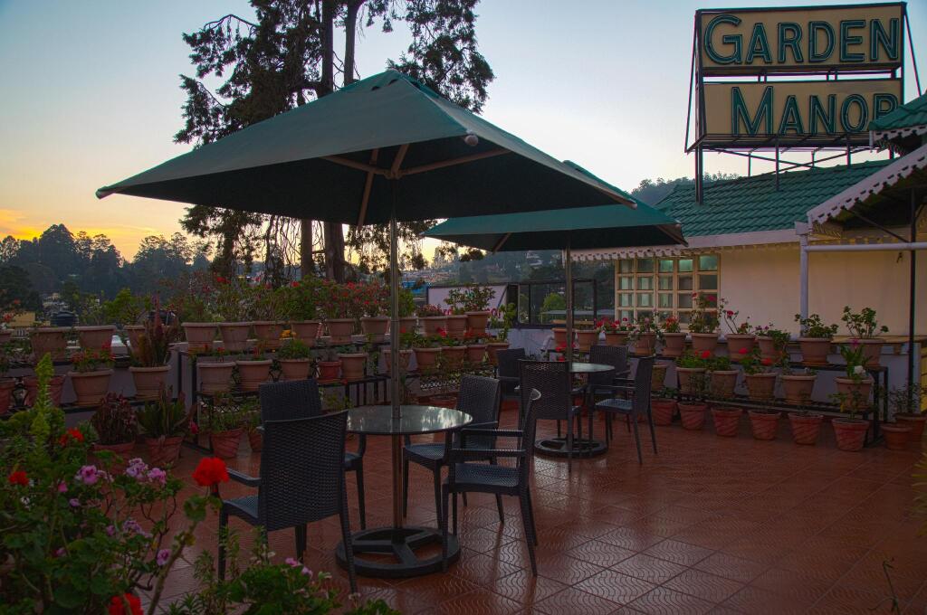 Ути: Garden Manor Hotel