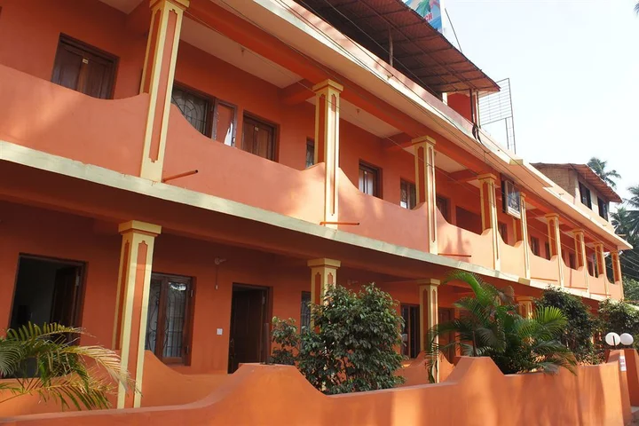 Мандрем: Shiva Beach House