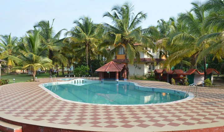Карвар: Leisure Vacations Tarang Resorts