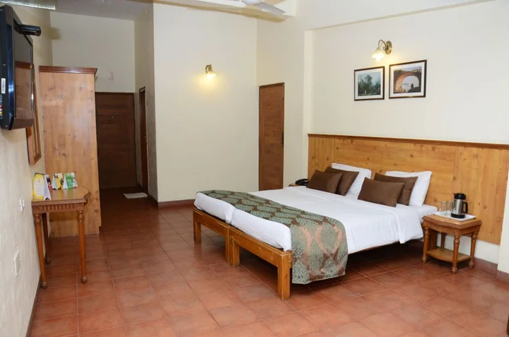 Лонавала: Upper Deck Resort - Stay and Relax at the Highest Peak Lonavala