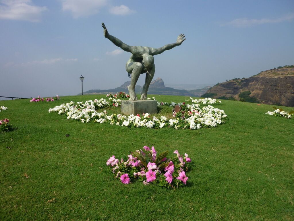 Лонавала: Upper Deck Resort - Stay and Relax at the Highest Peak Lonavala