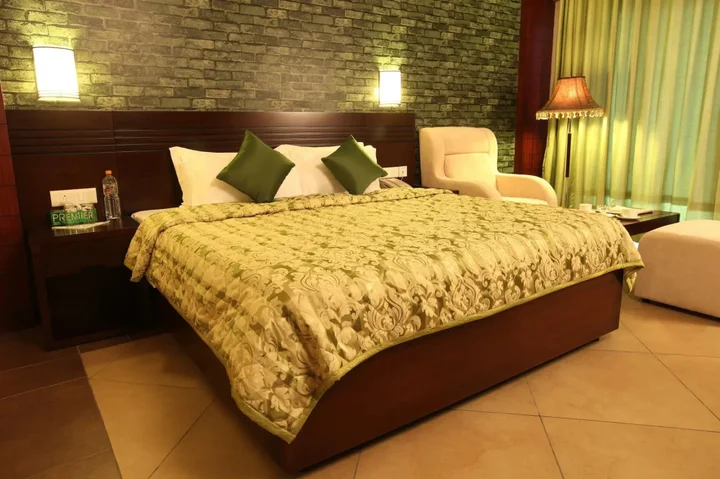 Коллам: Hotel Allseason