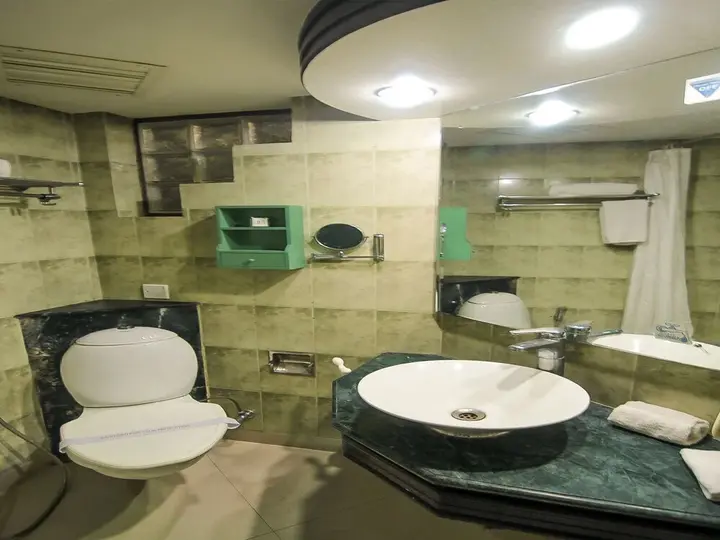 Праяградж: OYO 8771 Hotel Allahabad Regency