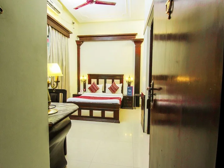Праяградж: OYO 8771 Hotel Allahabad Regency