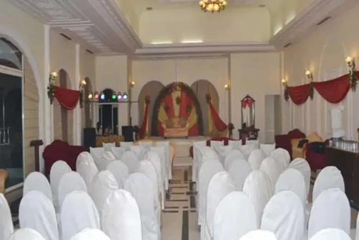 Праяградж: OYO 8771 Hotel Allahabad Regency