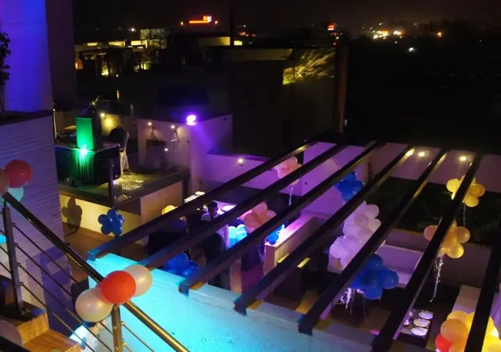 Мератх: Bravura Gold Resort