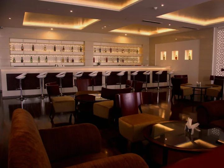 Мератх: Bravura Gold Resort