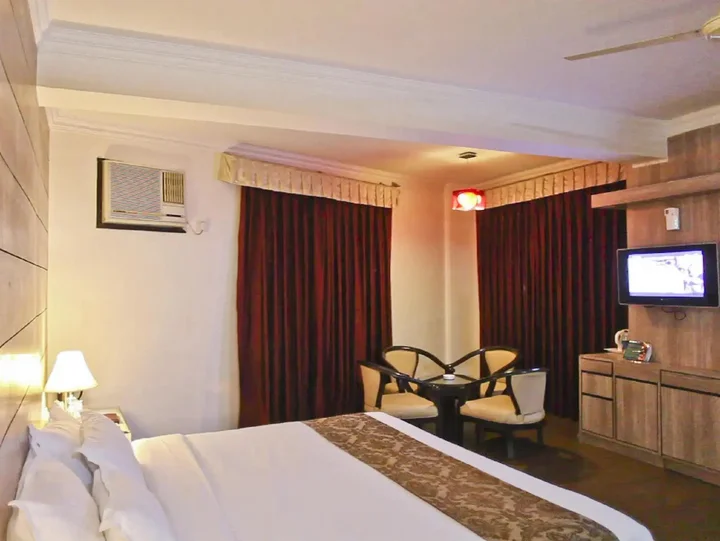 Агра: Hotel Pushpvilla