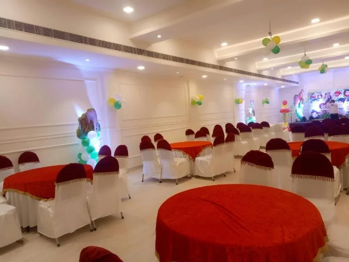 Агра: Hotel Pushpvilla
