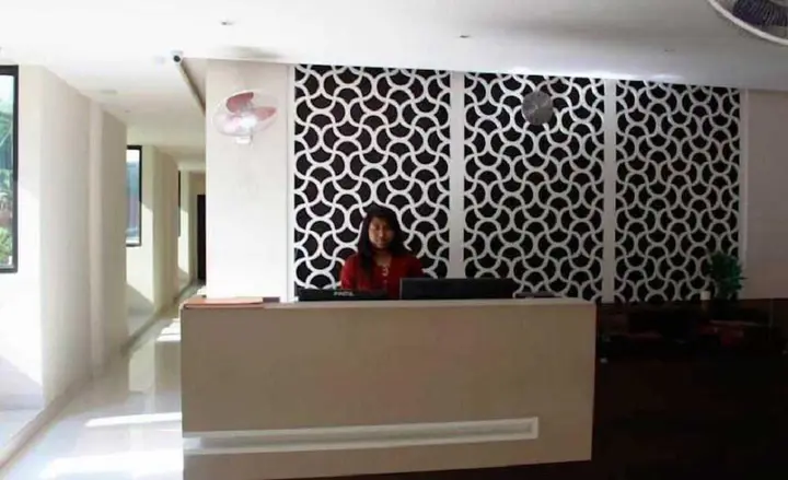 Дибругарх: Dibrugarh Club House