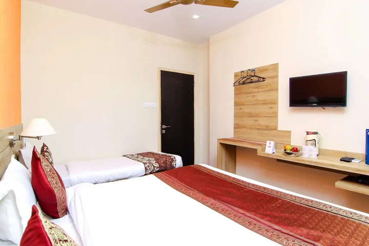 Варанаси: Hotel R B International