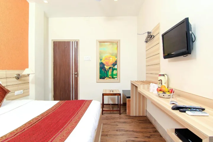 Варанаси: Hotel R B International