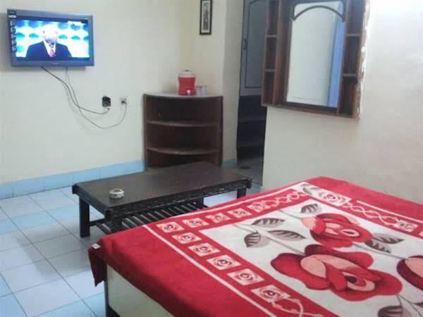 Aligarh: Hotel Gulmarg