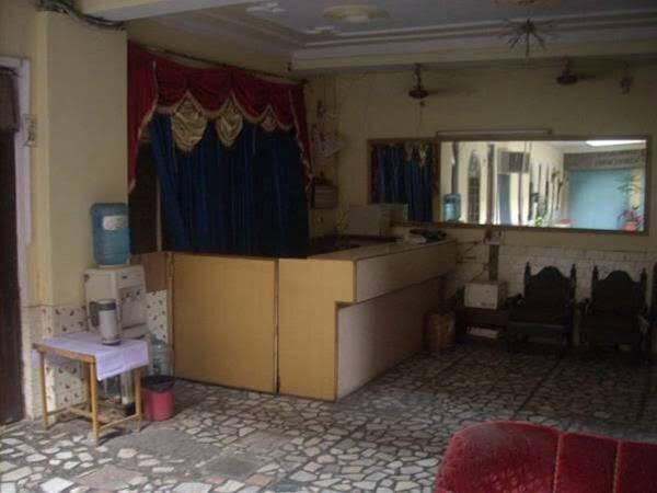 Aligarh: Hotel Gulmarg