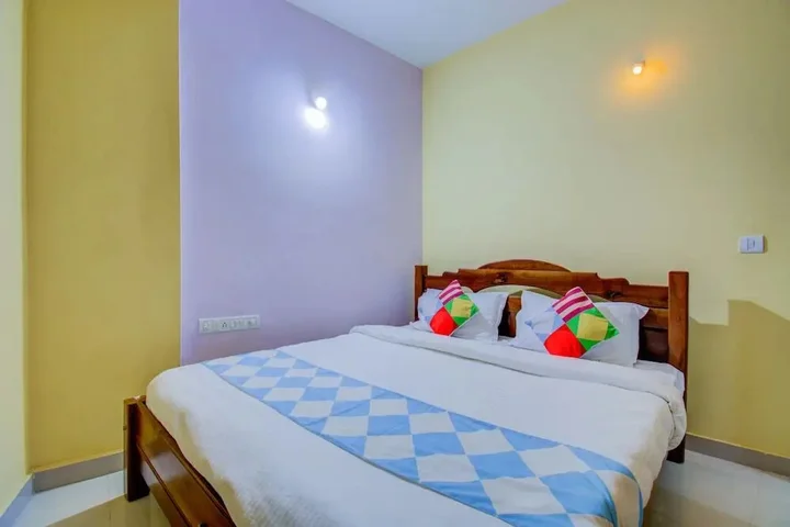 Чамба: Hotel Bharmour View