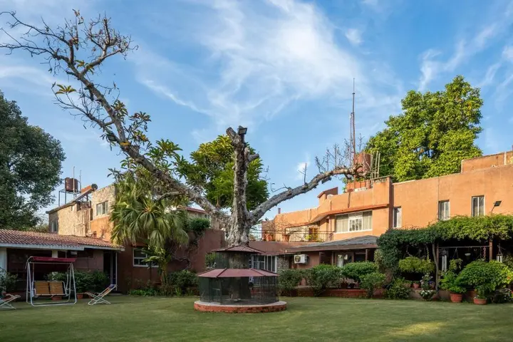 Наинитал: Tree of Life Homestead Corbett Country